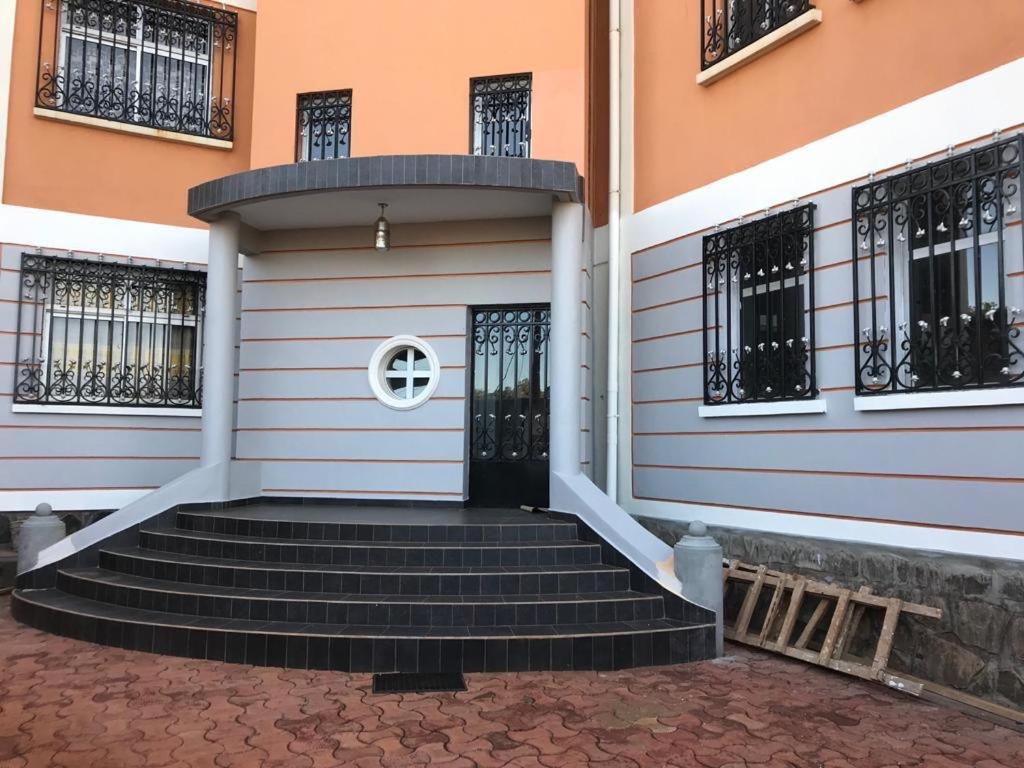 Residence Vicyma 2 P Tout Confort Bafoussam Centre Экстерьер фото